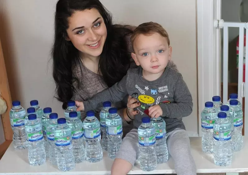 Ketuban Pecah, Perempuan Hamil Ini Minum 7 Liter Air Putih Setiap Hari Demi Selamatkan Bayinya