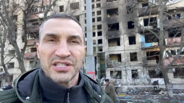 Vitali Klitschko Disambut Tembakan Beruntun Saat Rekam Apartemen Hancur di Kyiv Ibu Kota Ukraina