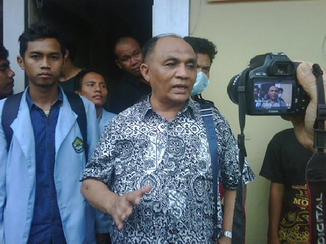 Pengamat Hukum : Kalau Ada Indikasi Korupsi Pengelolaan Sampah, Tangkap Walikota Pekanbaru