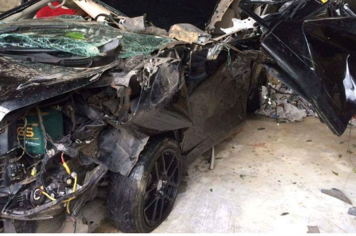 Setelah Rush, Kini Toyota NAV1 Remuk Masih Laku Rp 70 Juta