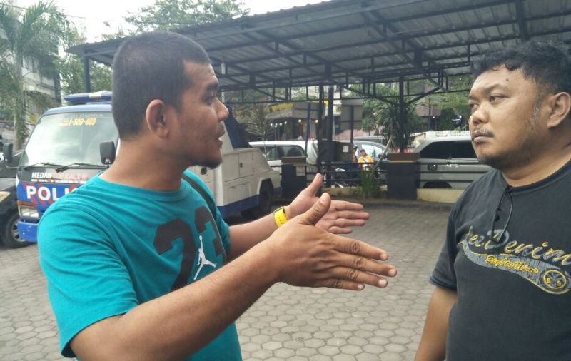 Pimpinan Redaksi Media di Medan Dikeroyok Sopir Taksi Online