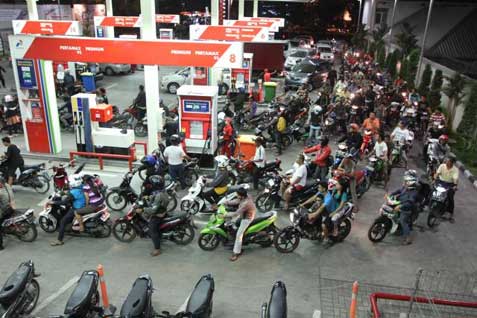 Waduh! Harga Eceran BBM Pertalite di Kota Sorong Tembus Rp50.000 per Liter