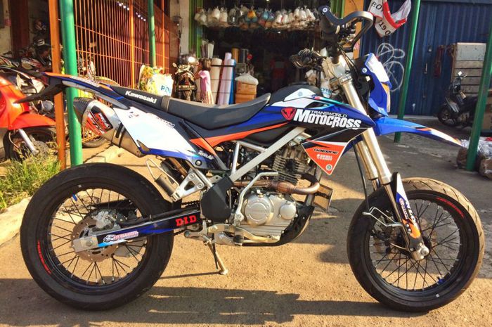 Supermoto Wujud Ketidakpuasan dengan Motor Standar