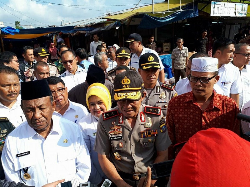 Polisi dan Pemerintah Sidak ke Pasar, Wagubri : Pedagang Jangan Terlalu Banyak Ambil Untung