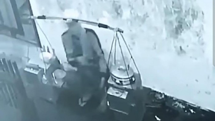 Pedagang yang Ludahi Bakso Cuanki Jalani Rapid Test Corona, Ini Hasilnya