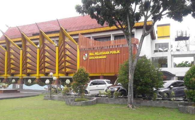 Tingkat Kunjungan Capai 2000, Disdukcapil Pekanbaru Terus Benahi Kualitas Pelayanan 