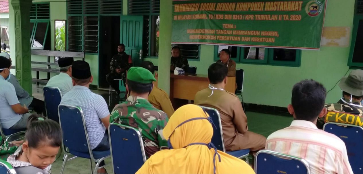 Koramil 10 /Kunto Darussalam laksanakan Komsos Bersama komponen Masyarakat