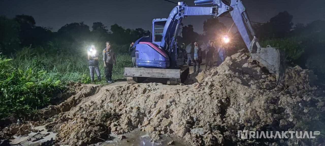 Sengketa Lahan, Ormas Putus Akses Jalan Umum di Bukit Raya