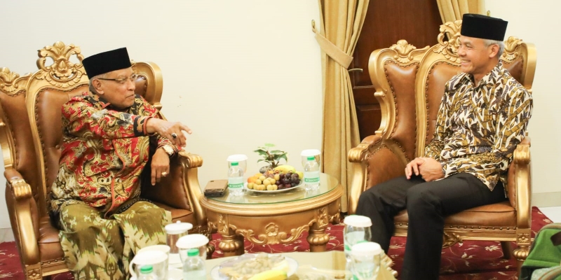 Dikunjungi Ganjar, Mantan Ketum PBNU Amanatkan Jaga Islam Nusantara