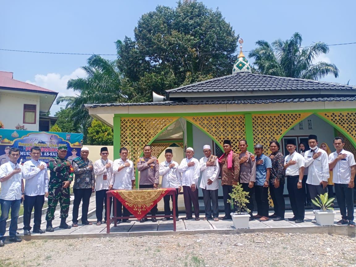 Kapolres Rohul Resmikan Musholla AS-Salam Polsek Tambusai