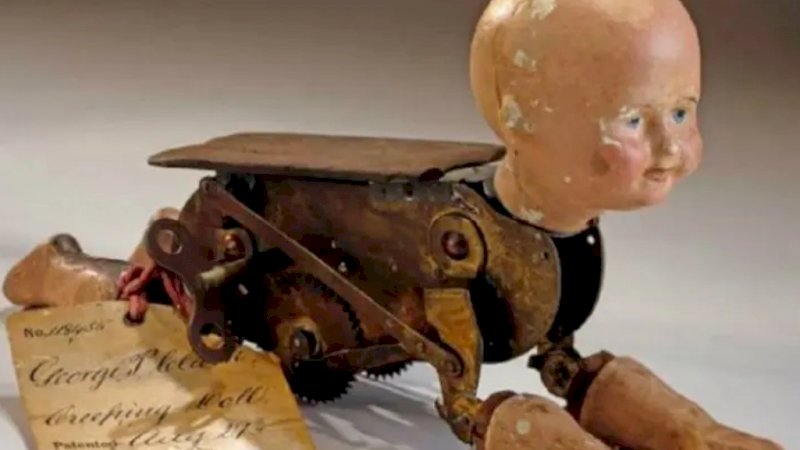 Duh! Bertahun-tahun Mobil Mainan Ini Rusak, Tiba-tiba Nyala dan Gerak Sendiri