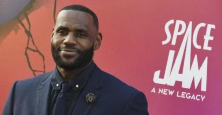 Raup Rp 14 Triliun, LeBron James Jadi Atlet Paling Tajir Sejagat