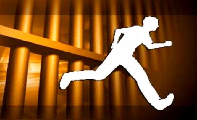 Ratusan Warga Ikut Lakukan Pengejaran