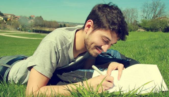 10 Kegiatan yang Berguna untuk Mengisi Waktu Luang