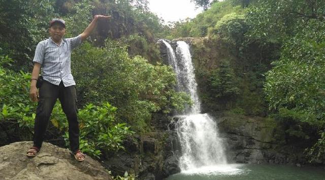 Pagi Eksotis di Air Terjun Tempat Bidadari Mandi