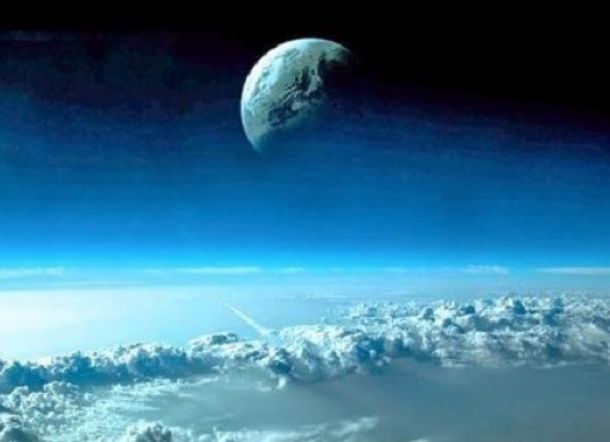 Bumi atau Langit, Mana yang Lebih Dahulu Diciptakan Allah?