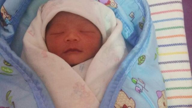 Bayi Tampan Terbuang dengan Kertas Bertuliskan Andrew Anano