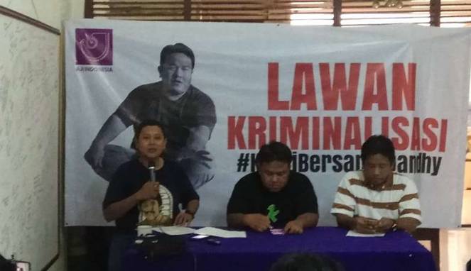 Dituduh Menghina Megawati, Dandhy Siap Buka-bukaan