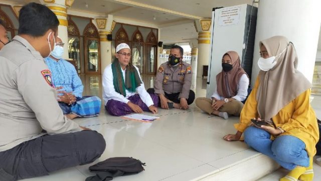 Akhirnya dua Perempuan Berjoget TikTok di Masjid Agung Sampang Minta Maaf