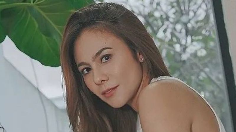 Wulan Guritno Paki Baju Putih Lengan Buntung, Ini Kata Netizen