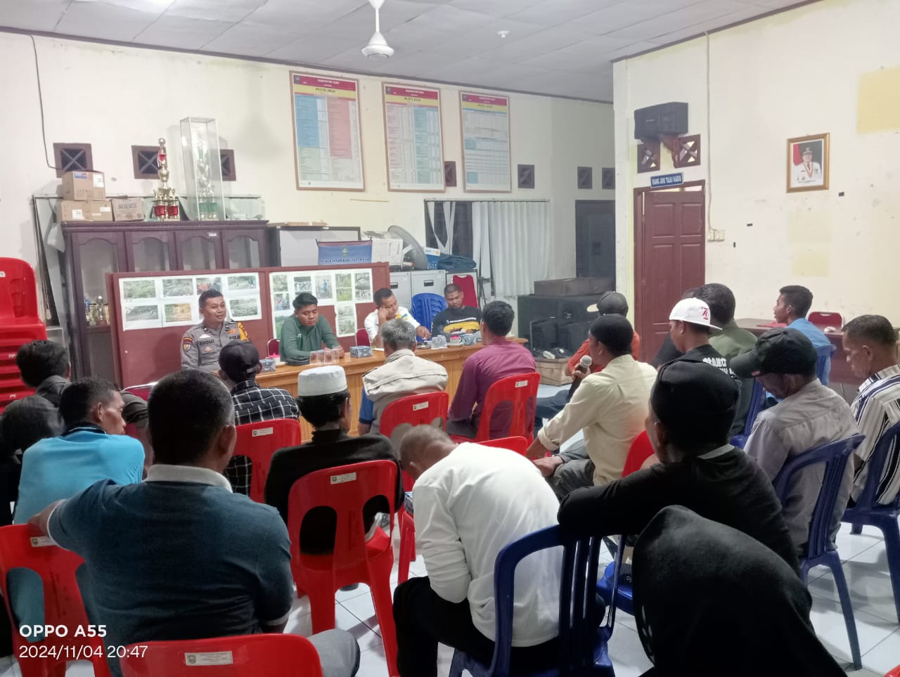 Polsek Sungai Apit Gelar Kegiatan Cooling System, Aipda Rhomi Ingatkan Warga Bijak Terhadap Hoaks