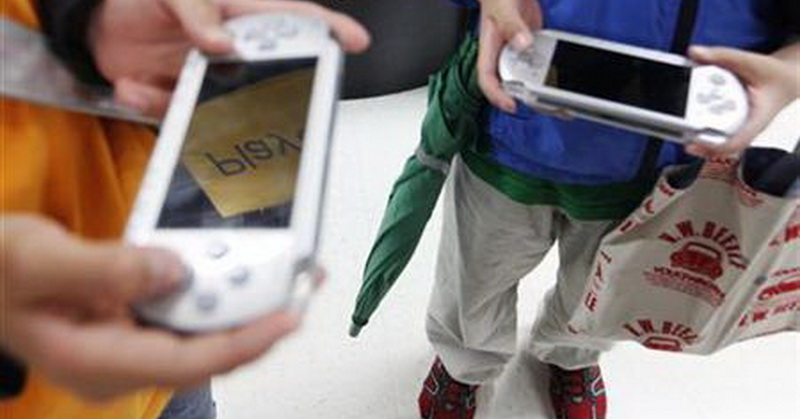 Orangtua Perlu Waspada, Ketahui Tanda-Tanda Anak Kecanduan Gadget