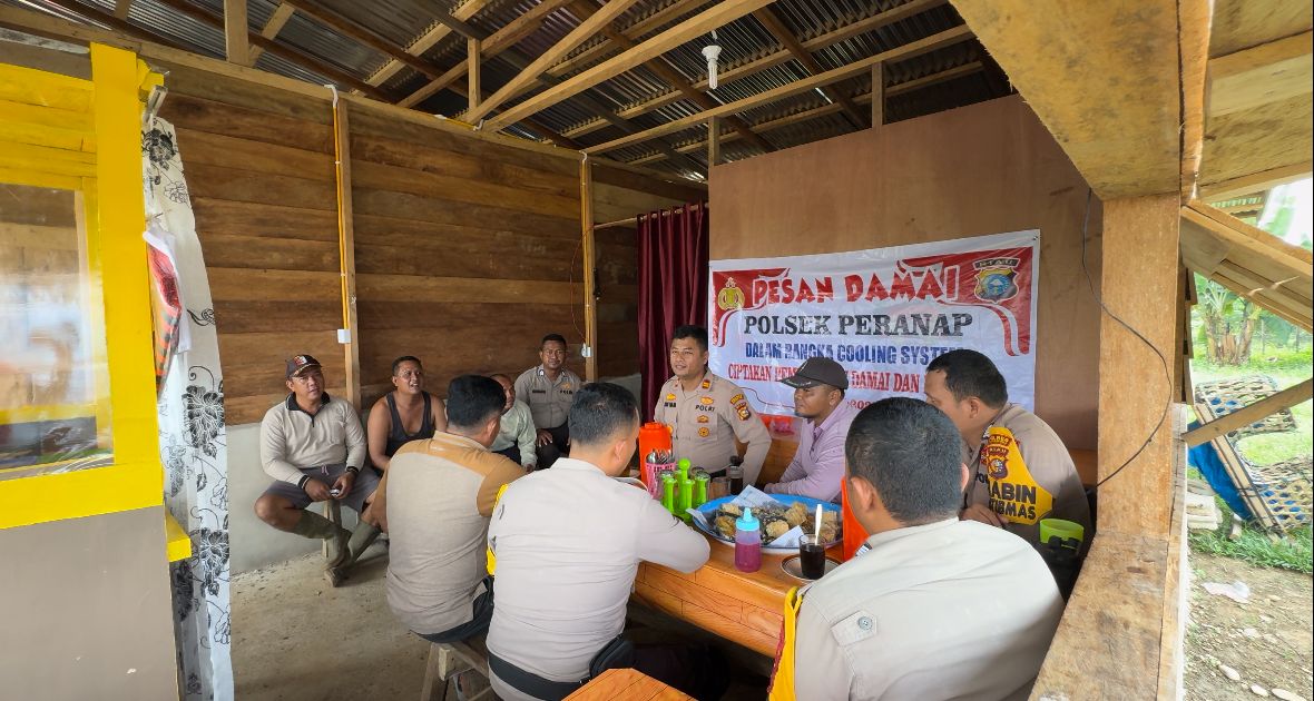 Polsek Peranap Edukasi Masyarakat Perbatasan Tentang Pemilu Damai