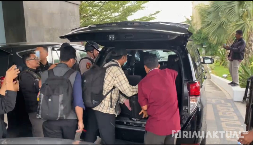 KPK Tetapkan Lima Tersangka Kasus Korupsi Flyover Simpang SKA Pekanbaru