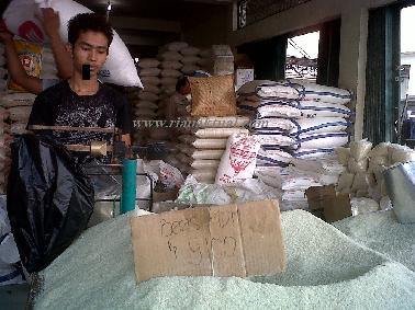 Disperindag Kota Pekanbaru dan BI Lakukan Sidak Gudang Sembako