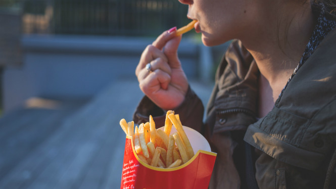 7 Fakta Jika Kamu Belum Menikah di Usia 35 Tahun