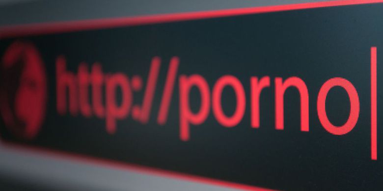 Inggris Haruskan Penikmat Film Porno Tunjukkan Paspor