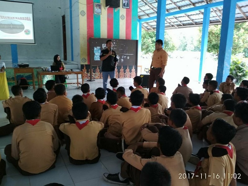 Satresnarkoba Polres Siak Sosialisasi Bahaya Narkoba ke Sekolah