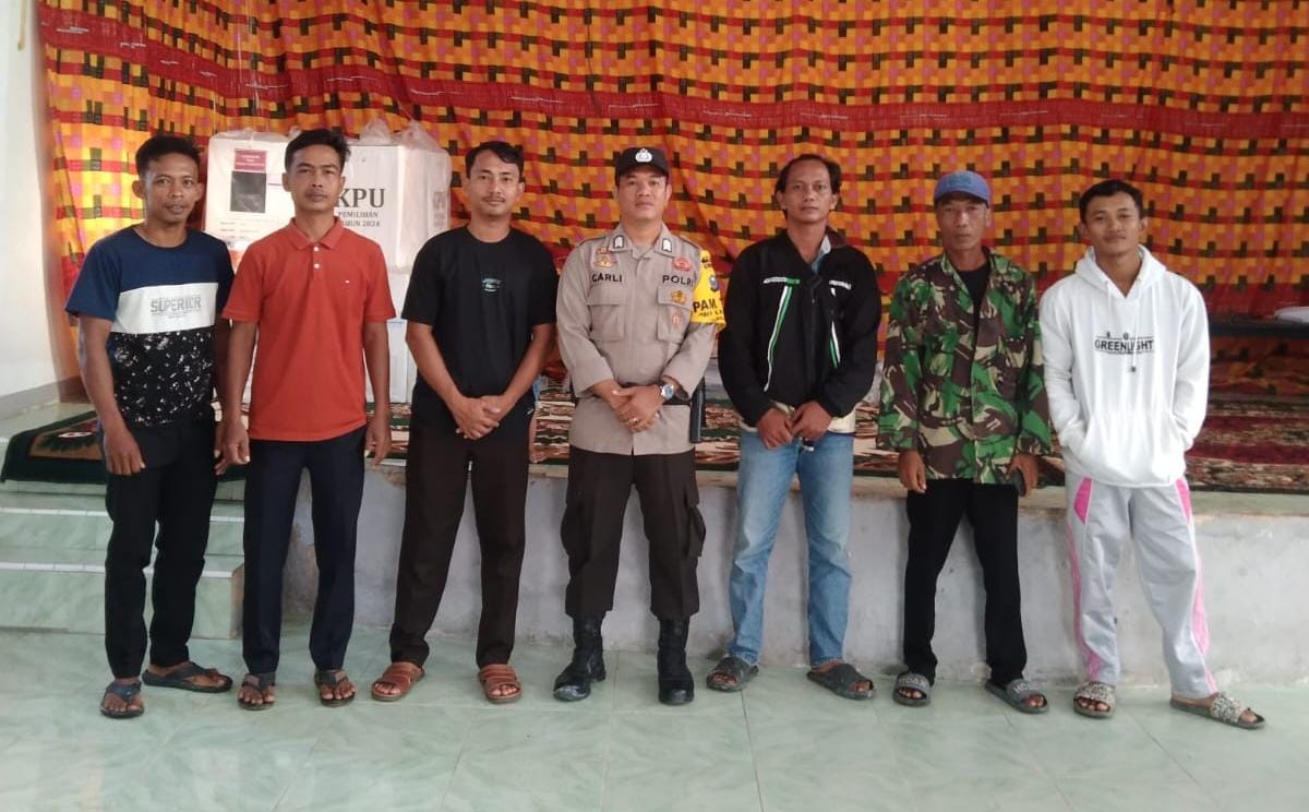 Polsek Minas Pastikan Keamanan Logistik Pilkada 2024 Jelang Pemungutan Suara