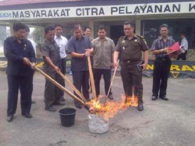 Polres Inhu Musnahkan Barang Bukti Narkoba