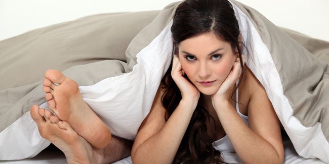 Sering Tak Bisa Capai Klimaks Saat Bercinta? Mungkin Ini Sebabnya