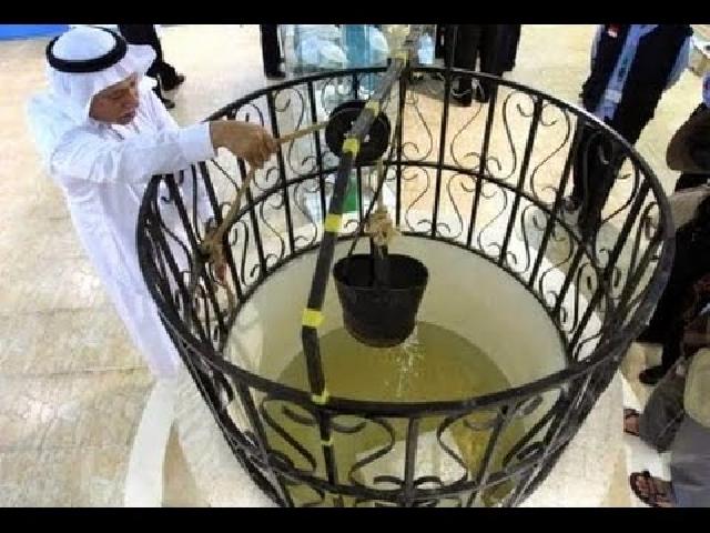Cerita dibalik Sumur Air Zam-zam Ini Banyak Yang Belum Tahu