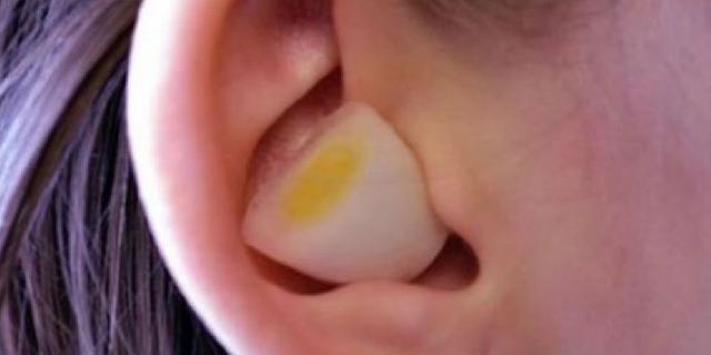 Masukan bawang putih ke telinga, ini manfaatnya
