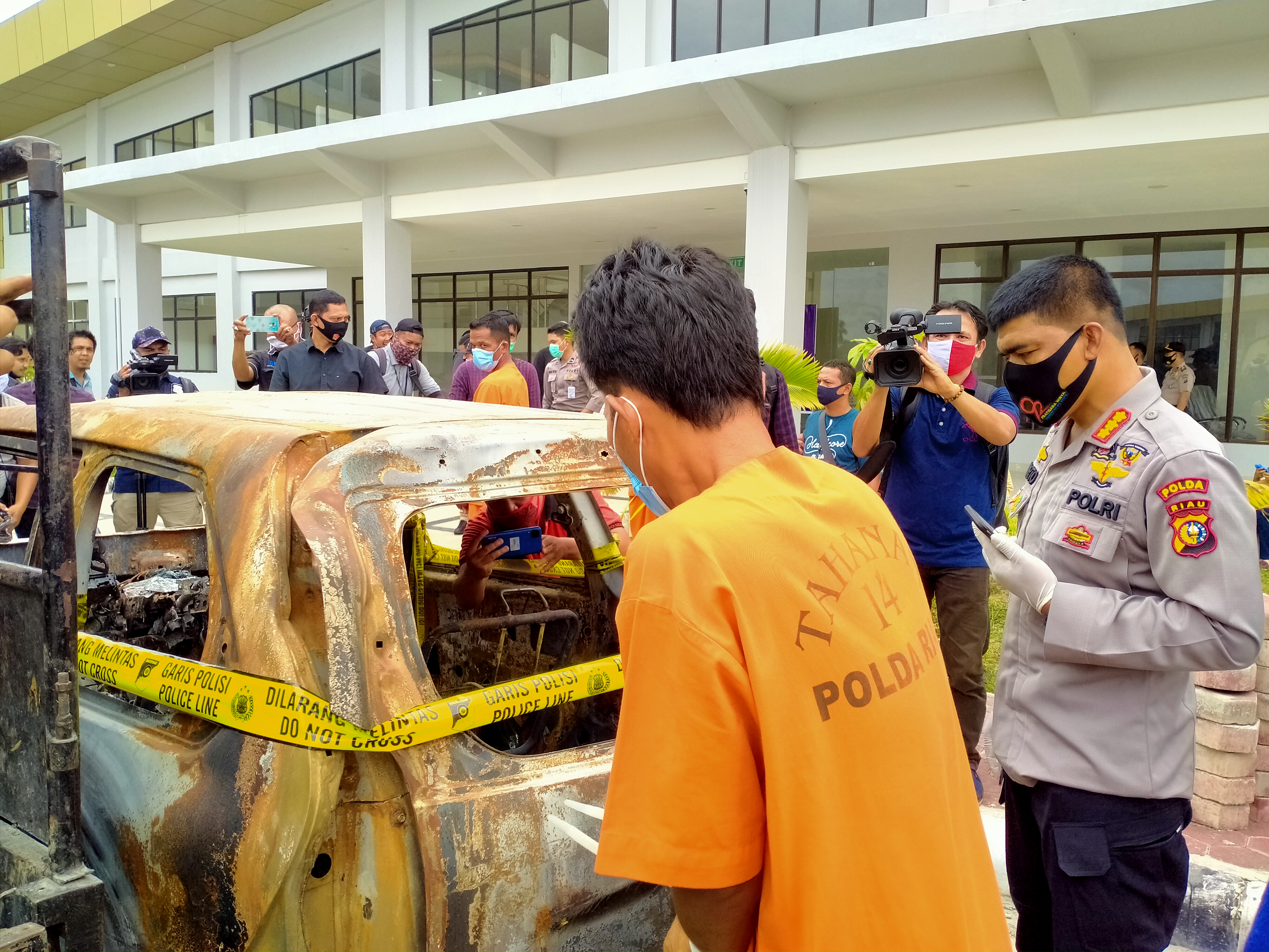 Curas Bersenjata Beraksi di Jalan Lintas Danau Bingkuang-Pekanbaru, Tembak dan Ikat Korban Lalu Mobil Dibakar
