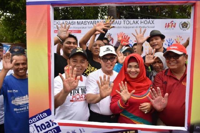 Bupati Pelalawan Ikuti Deklarasi Anti Hoax di Dumai