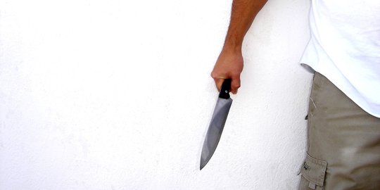 Sadis, Gara-gara Sapi Lepas,  Seorang Suami di Inhu Tebas Leher Istri