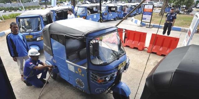 Jeritan Sopir Bajaj ke Jokowi, Terancam Punah Terdesak Taksi Online