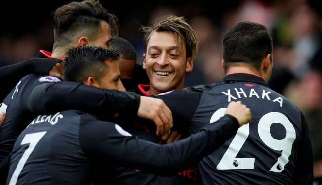 Sempat Tertinggal, Arsenal Justru Menang di Kandang Everton