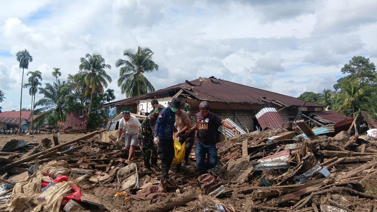 WALHI Riau: Banjir dan Longsor di Sumatera Akibat Deforestasi
