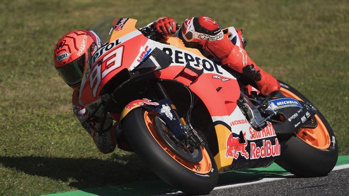 Gawat! Marc Marquez Lagi-lagi Crash