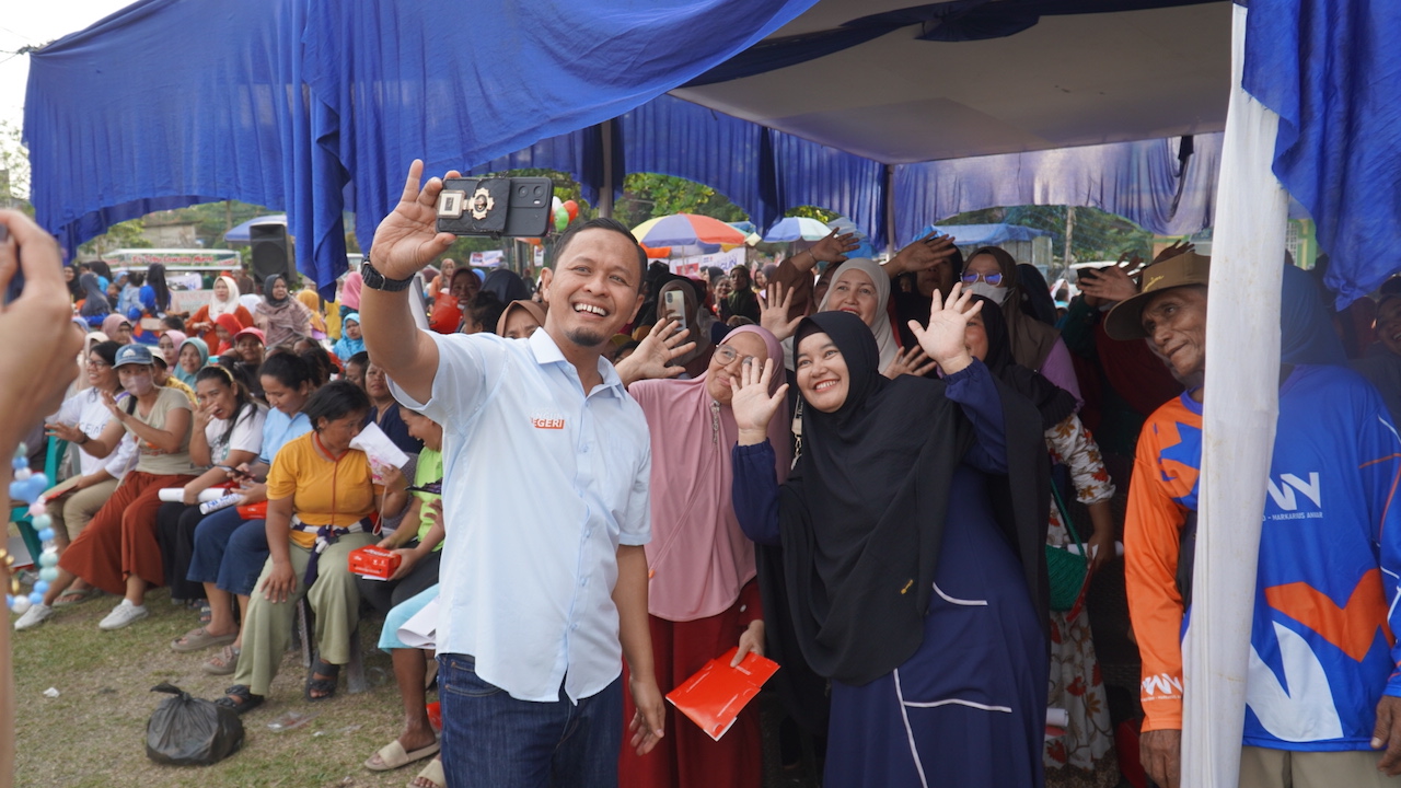 Kampanye Dialogis Agung Nugroho-Markarius Anwar di Rumbai Barat Dipadati Ribuan Warga