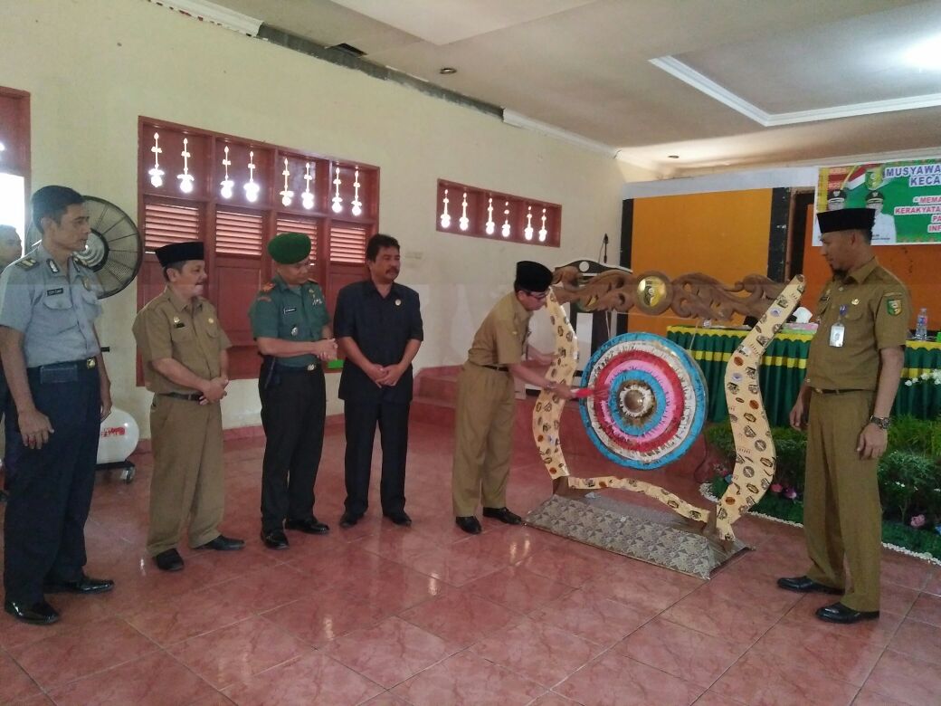 Camat Kuantan Tengah Usulkan Pembangunan Kantor Desa
