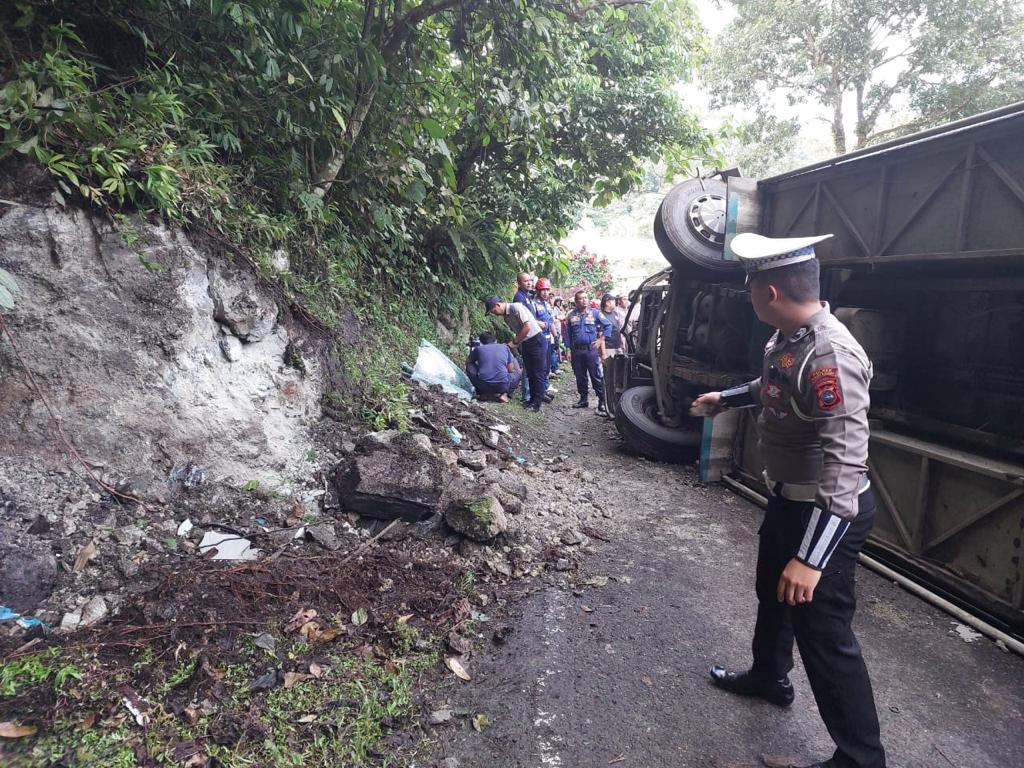 Pihak Unri Sebut Rombongan Mahasiswa dan Dosen Lakalantas di Sumbar Dalam Rangka Kunjungan ke Semen Padang