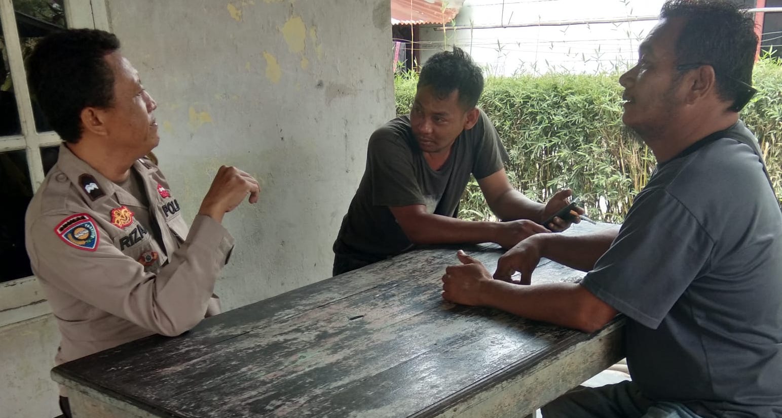 Polsek Pinggir Rangkul Ketua Pemuda dalam Sosialisasi Cooling System Pilkada Serentak 2024