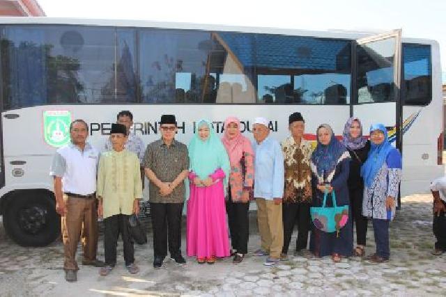 KKKS Dumai Beri Pengobatan Katarak Gratis