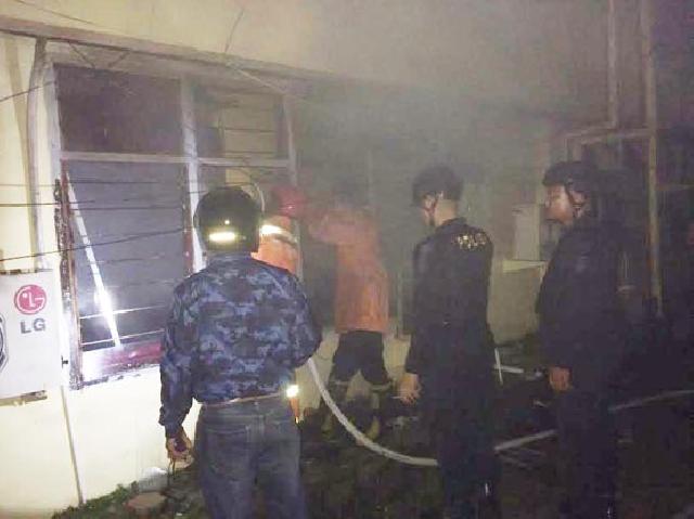 Ruang Penmas Polda Riau Terbakar Dini Hari Tadi